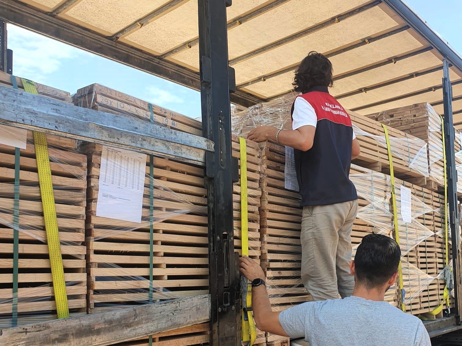 Kırklareli’nde ihracat yapan firmaları denetledi