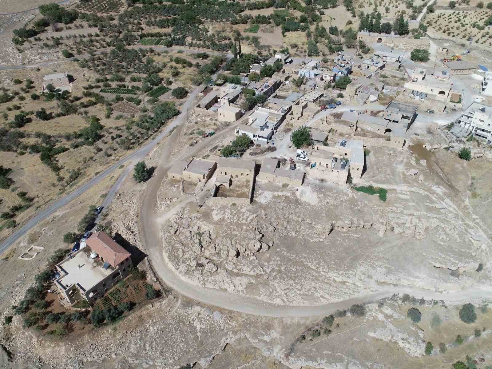 Mezopotamya’nın altın üçgeninde bulunan Mardin, dizilerin çekim merkezi olmasıyla turizme katkı sağlıyor