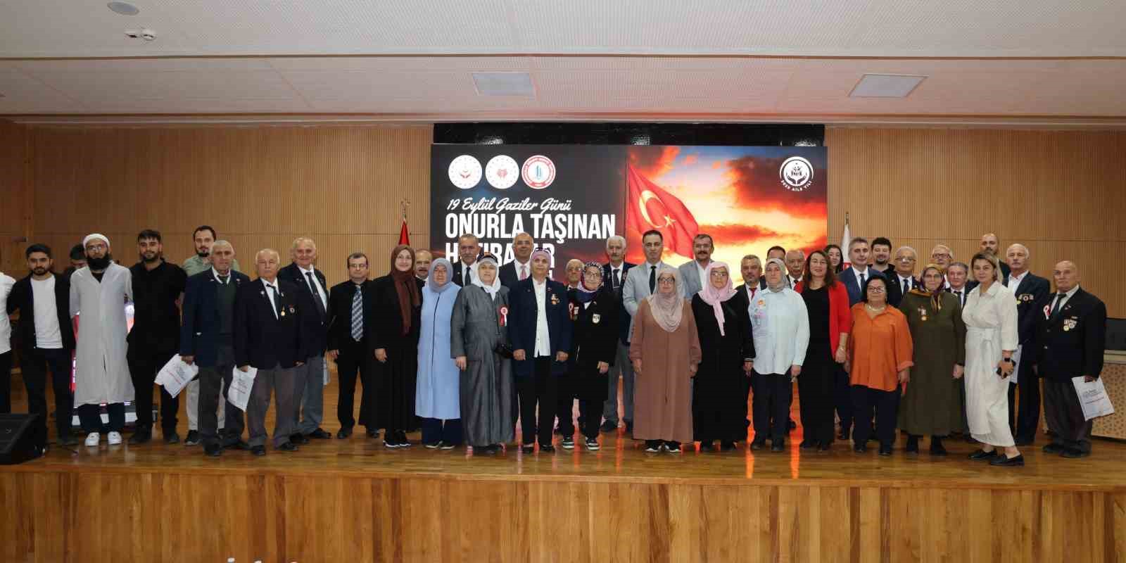 BEUN’da "Onurla Taşınan Hatıralar" kısa film gösterimi gerçekleştirildi