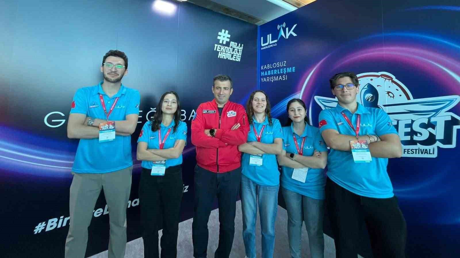 KBÜ Partech Takımı TEKNOFEST’te "En İyi Takım Ruhu" ödülünü kazandı