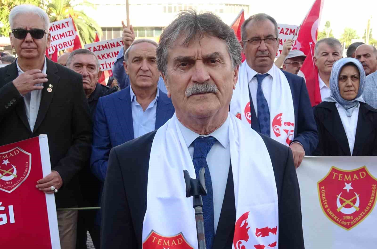 Emekli astsubaylardan y&uuml;r&uuml;y&uuml;ş ve basın a&ccedil;ıklaması
