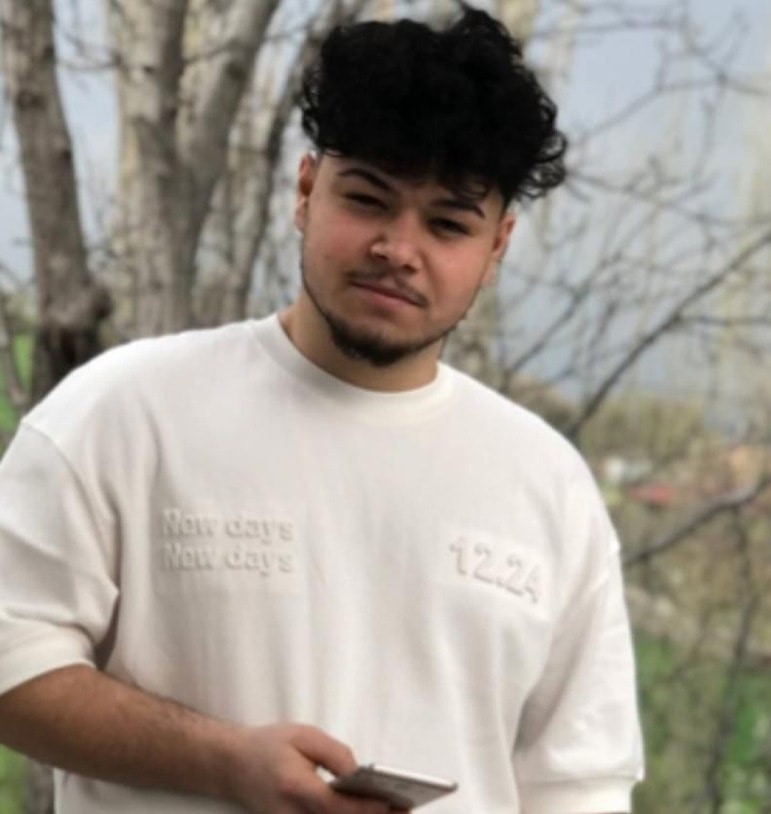 Motosikletiyle domuza çarpan genç hayatını kaybetti