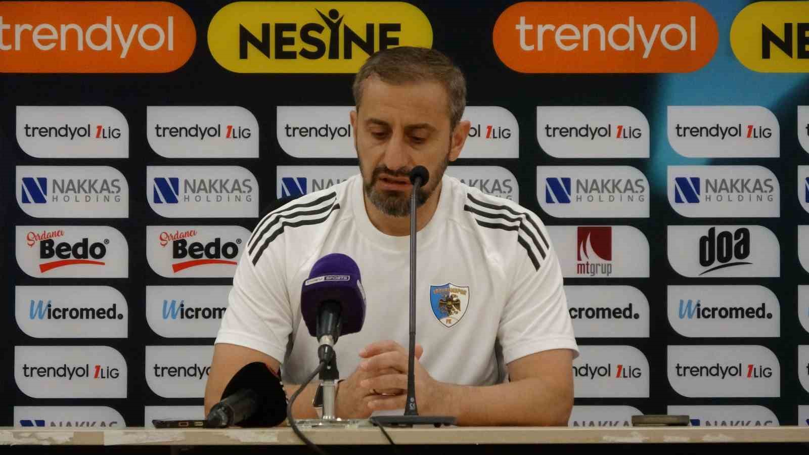 Serkan Özbalta: "Oyuncularıma teşekkür ediyorum"