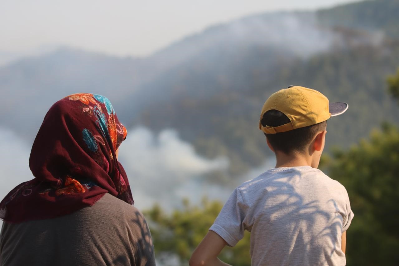 Alanya Kaymakamı Öztürk: "Yaylakonak ve Şıhlar mahallemizdeki yangında söndürme çalışmalarımız devam ediyor"