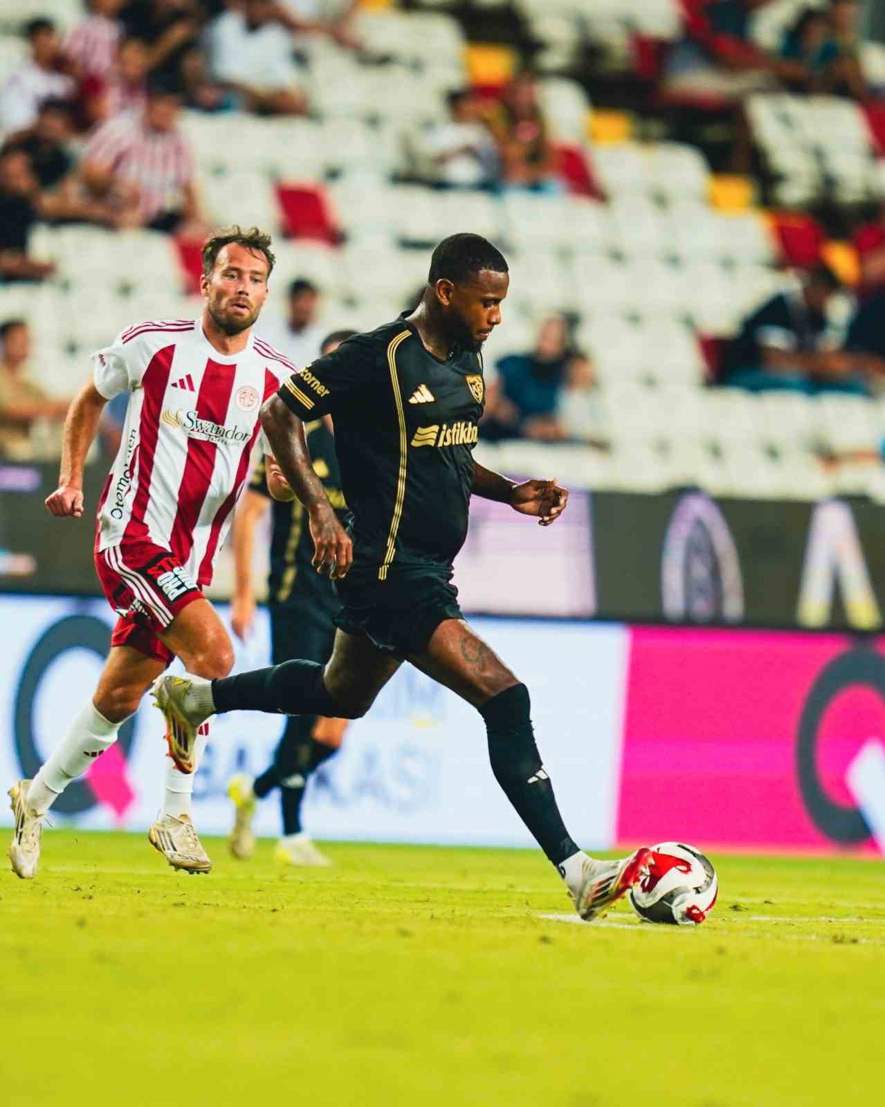 Kayserispor 5 maçta 4 beraberlik aldı
