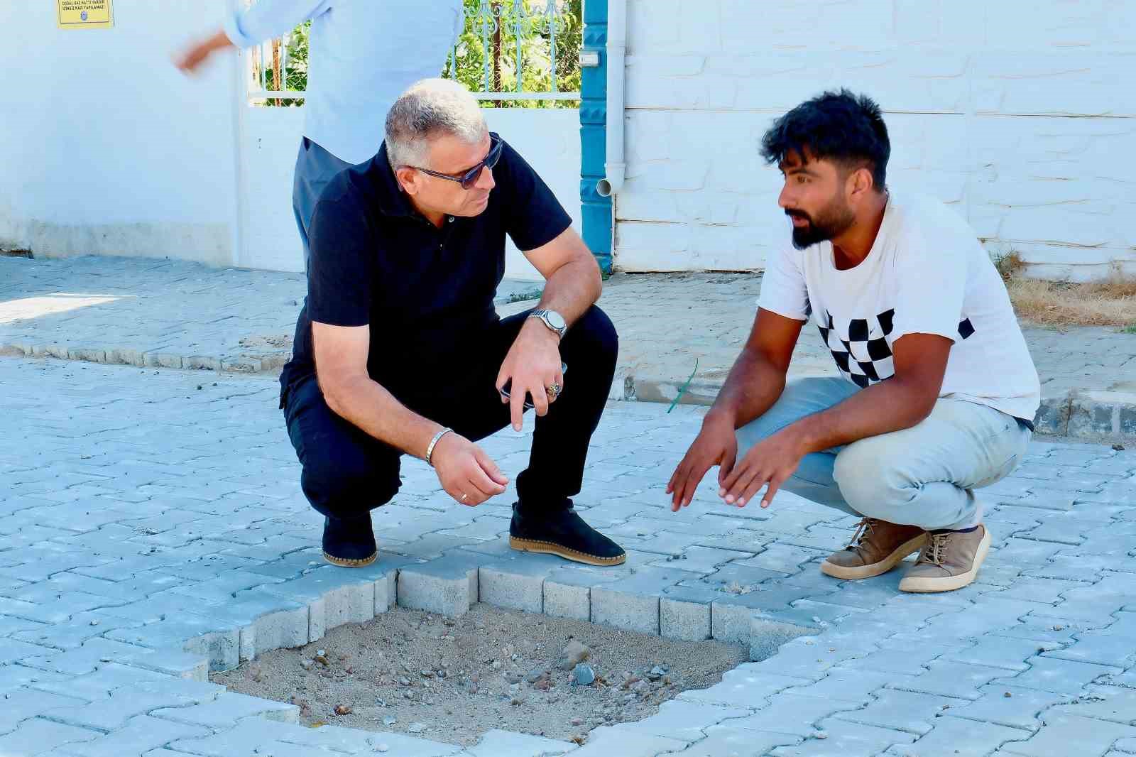 Karabiga&rsquo;da 18 futbol sahası b&uuml;y&uuml;kl&uuml;ğ&uuml;nde alanda &uuml;st yapı &ccedil;alışmaları tamamlandı
