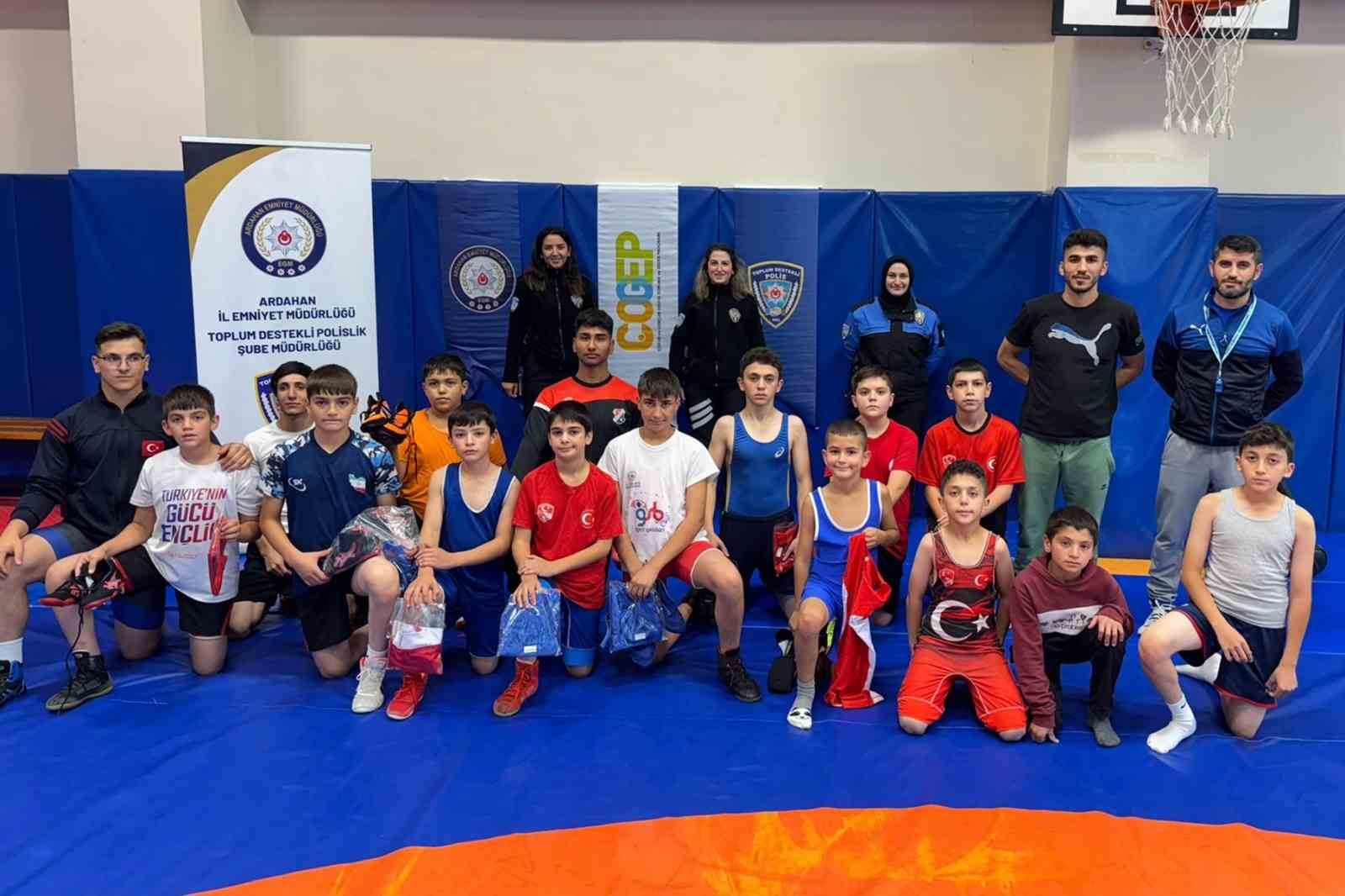 ÇOGEP Projesi kapsamında "Güreş Kursu" açıldı