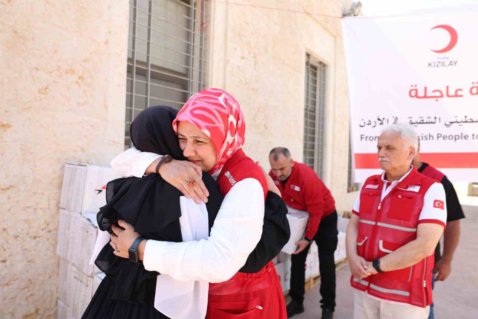 T&uuml;rk Kızılay, Gazze&rsquo;de bulunan 2 hastanenin operasyonlarını &uuml;stlendi
