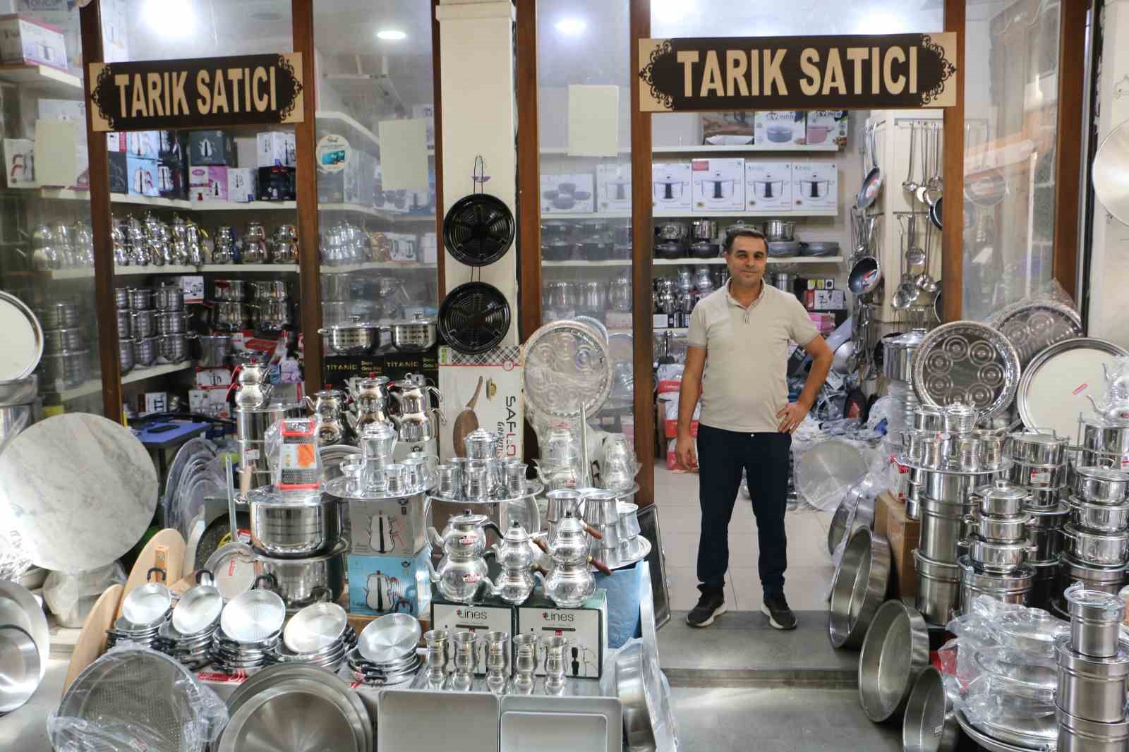 Diyarbakır’daki bu çarşıda her şey kiloyla satılıyor