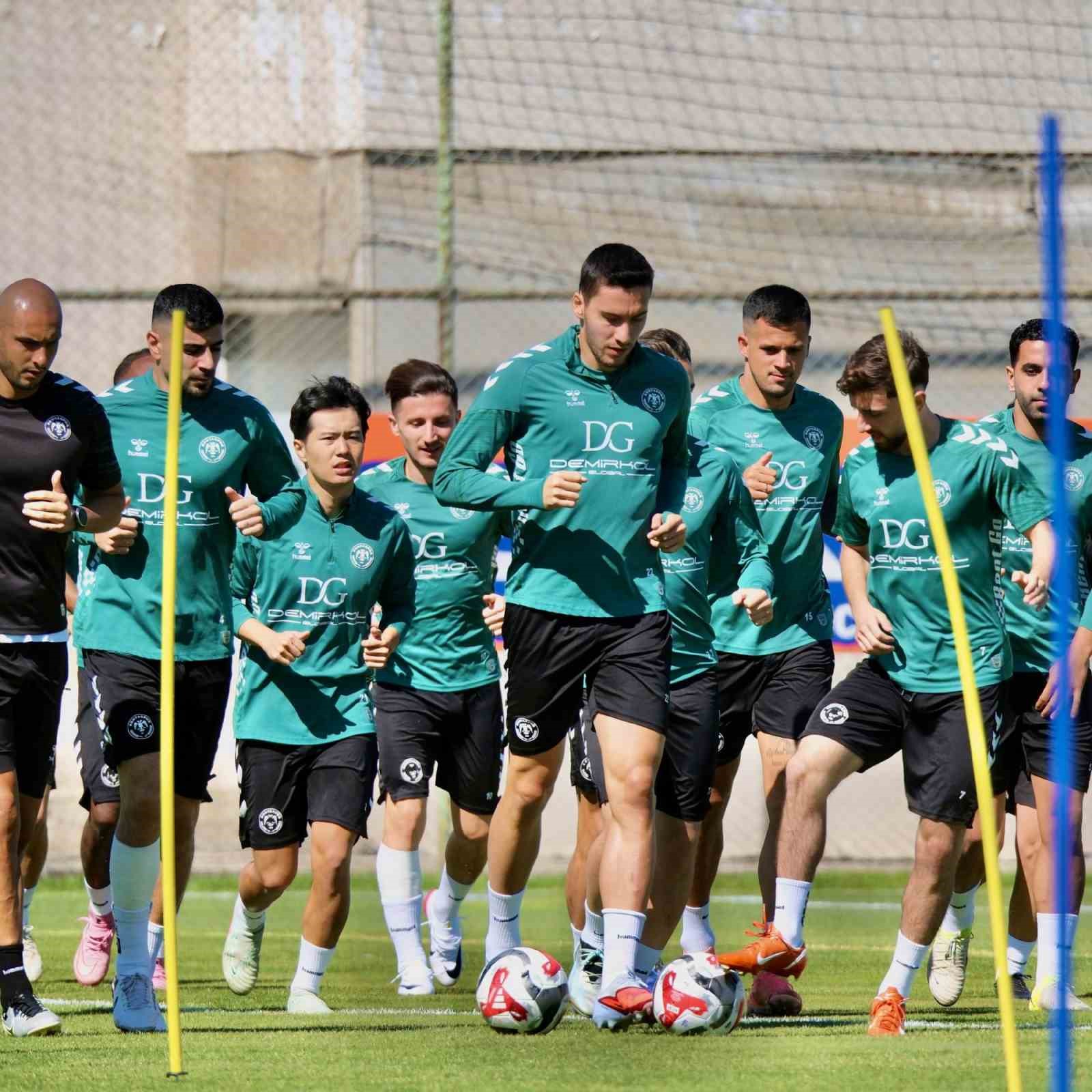 Konyaspor, Galatasaray maçının hazırlıklarını tamamladı
