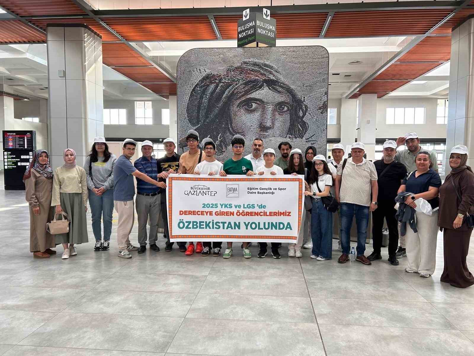 Gaziantep’in YKS ve LGS’de dereceye giren öğrencileri Özbekistan yolcusu