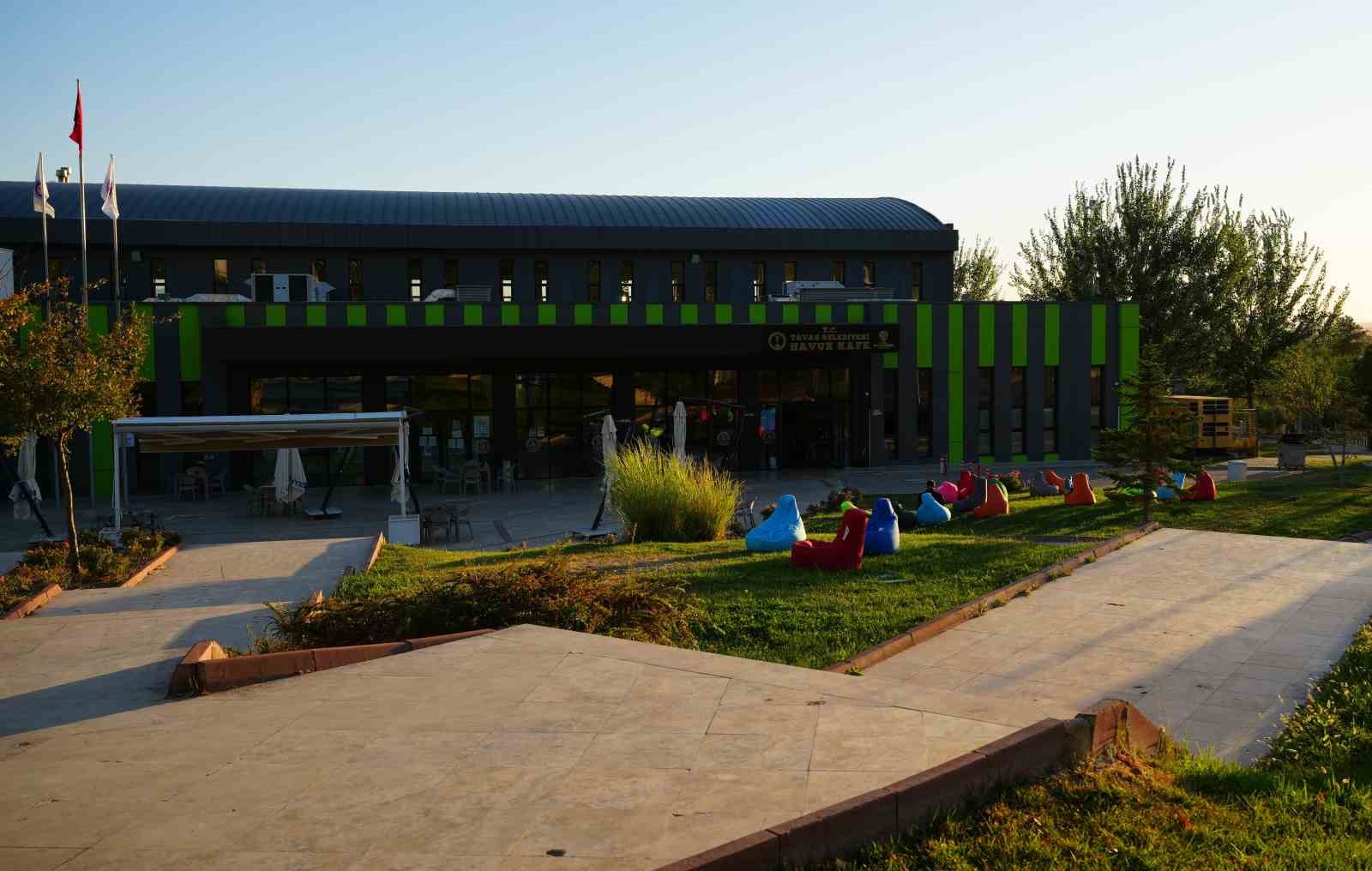 Tavas Belediyesi &lsquo;5&rsquo;i Bir Yerde&rsquo; yatırım projelerinin a&ccedil;ılışını ger&ccedil;ekleştirdi
