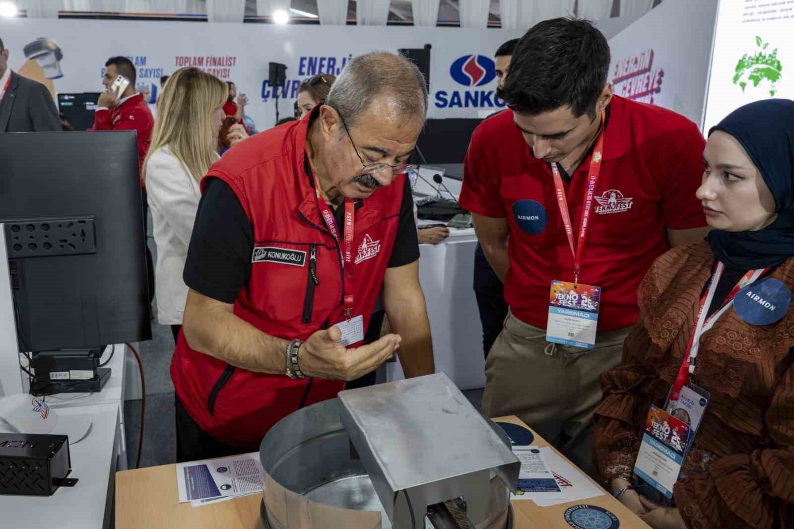 Sanko Holding gen&ccedil;lerin yenilik&ccedil;i projelerini destekliyor
