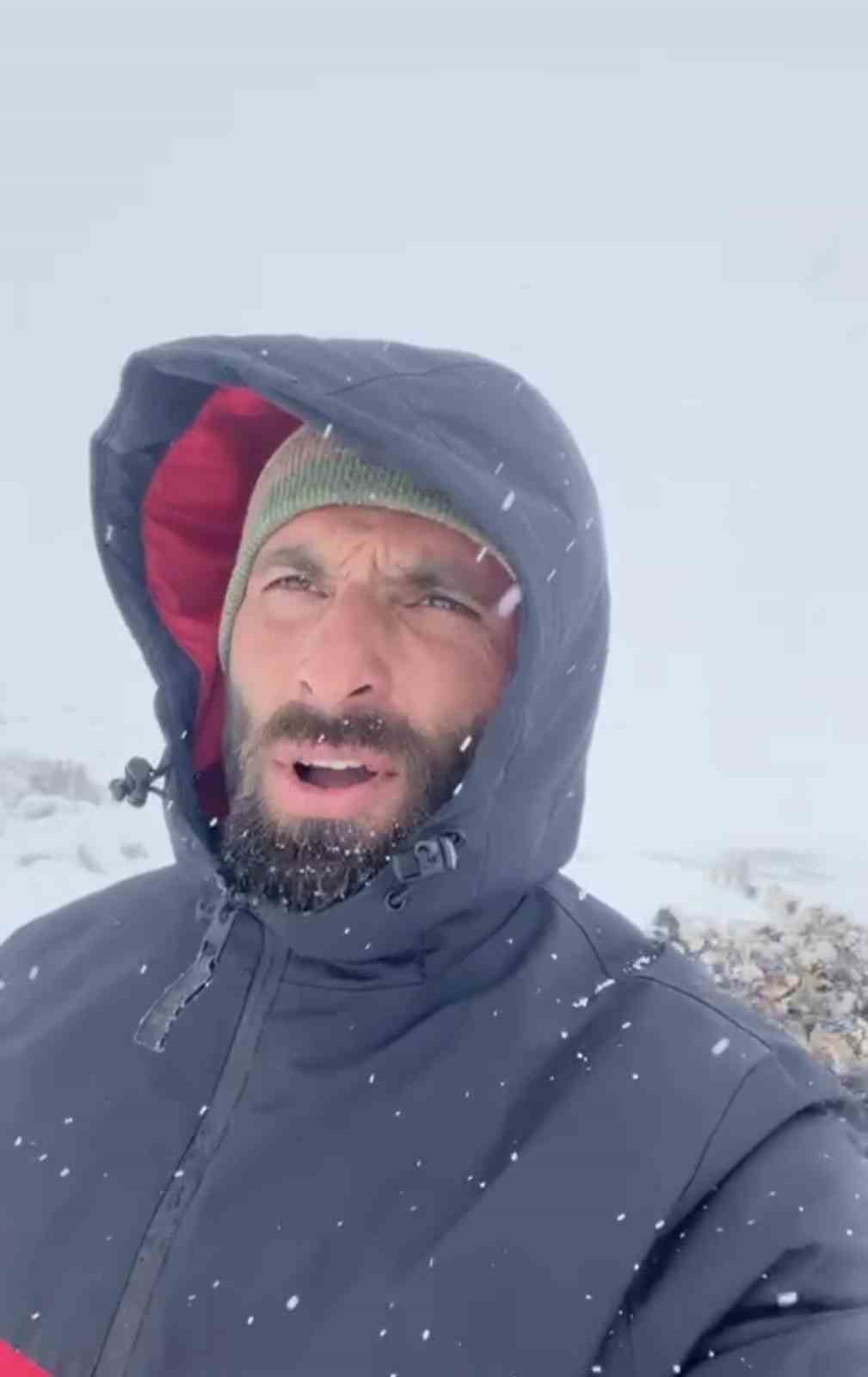 Rize’de kar nedeniyle Avusor Yaylası’nda mahsur kalan 500 küçükbaş hayvan kurtarıldı