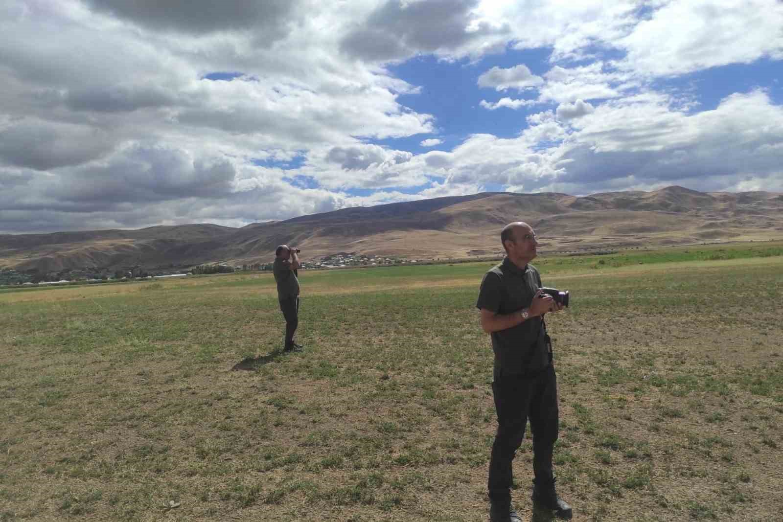 Van&rsquo;da kafes avcılığı yapan şahsa 48 binlira cezai işlem uygulanacak
