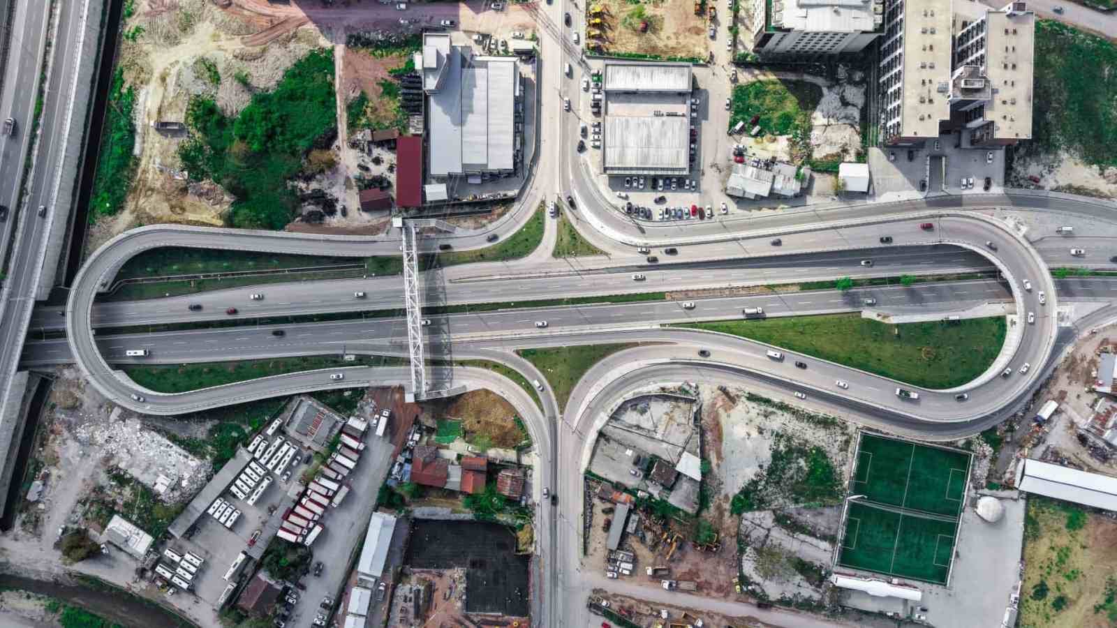 Kocaeli&rsquo;nin ulaşım ağı metro, tramvay ve teleferikle g&uuml;&ccedil;leniyor
