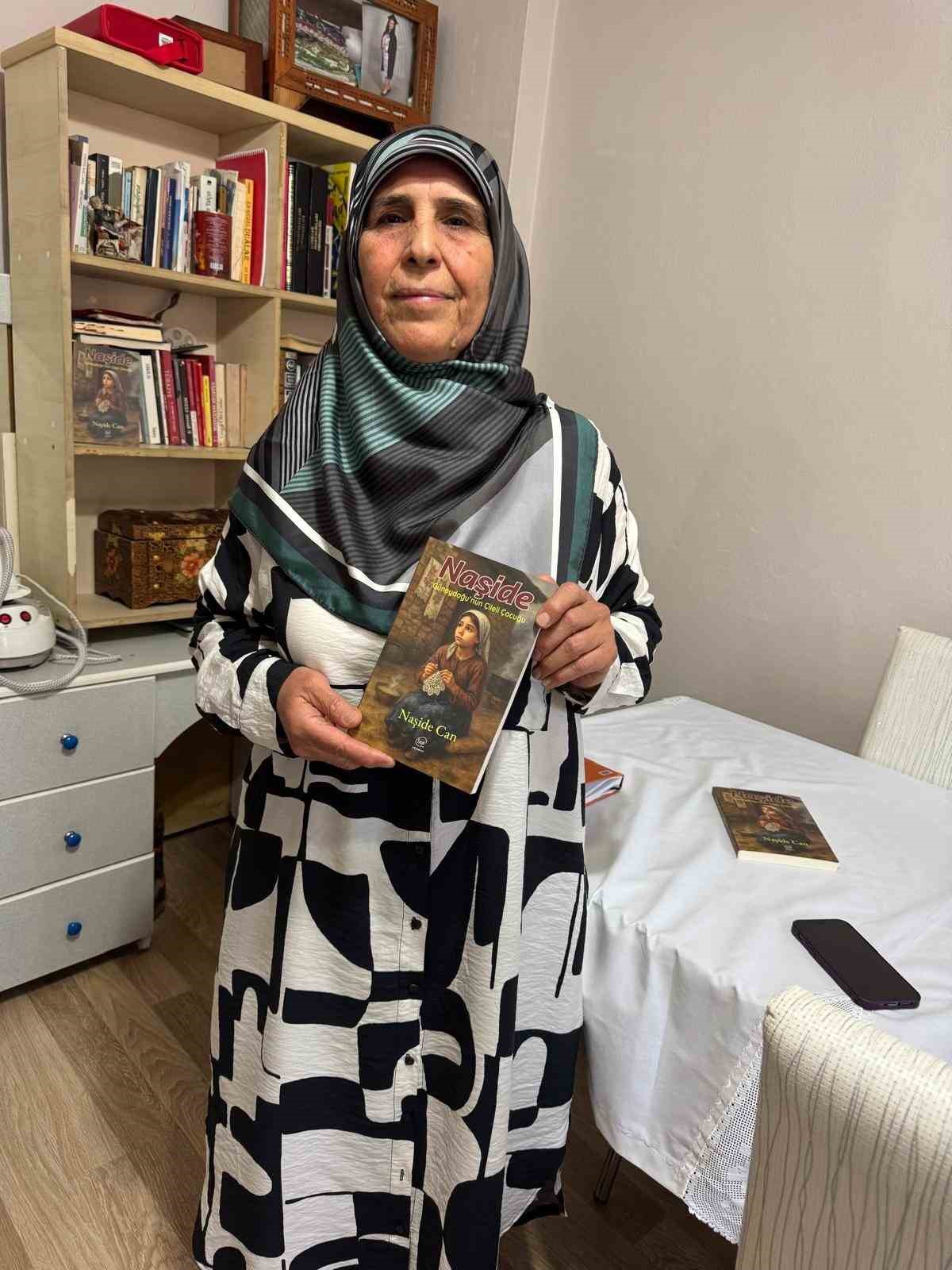 60 yaşında okuma yazma öğrendi, 71 yaşında kitap yazdı