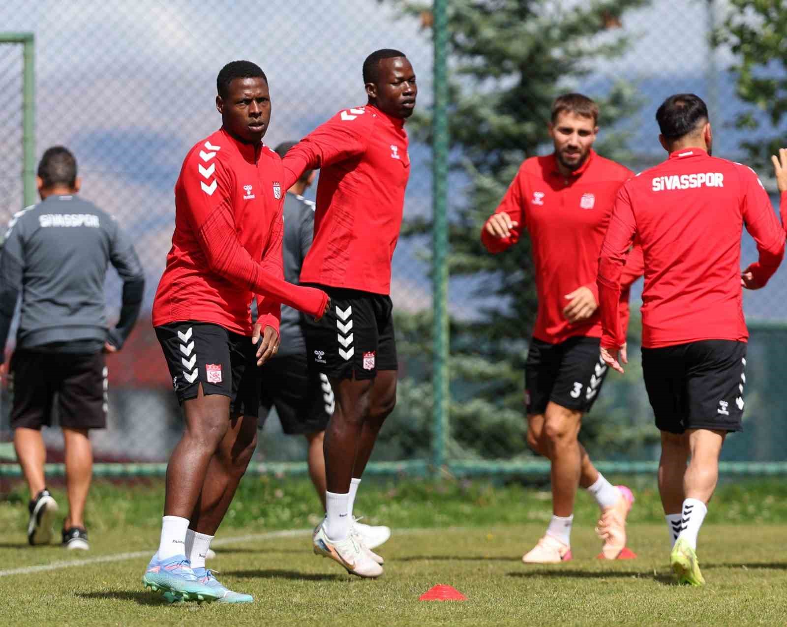 Sivasspor, Adana Demirspor maçı hazırlıkları başladı