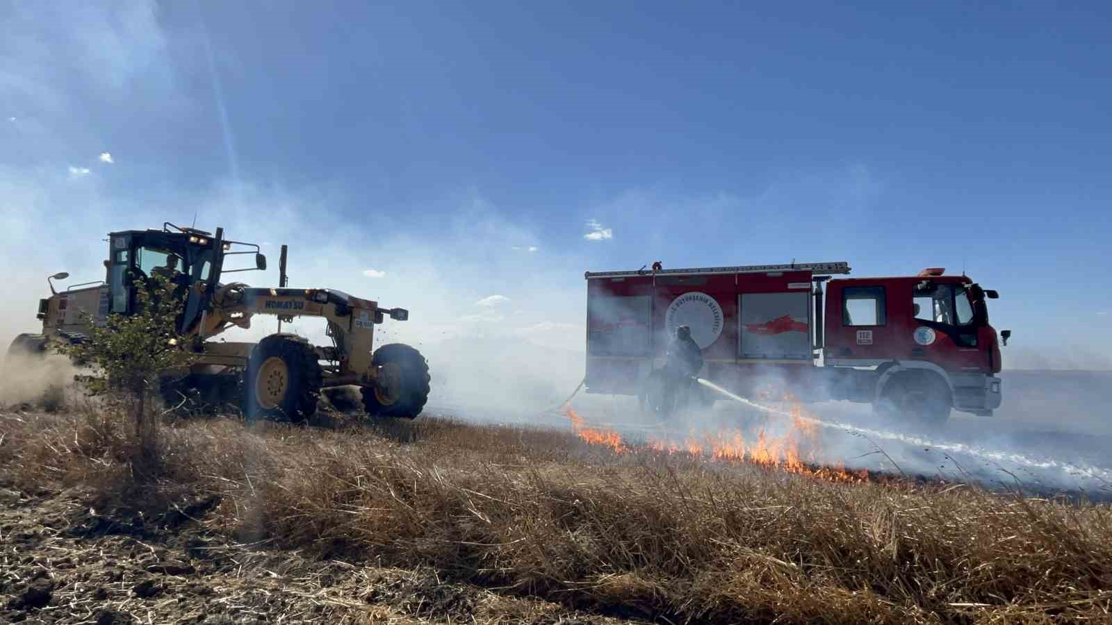 Tekirdağ’da 500 dönüm anız küle döndü