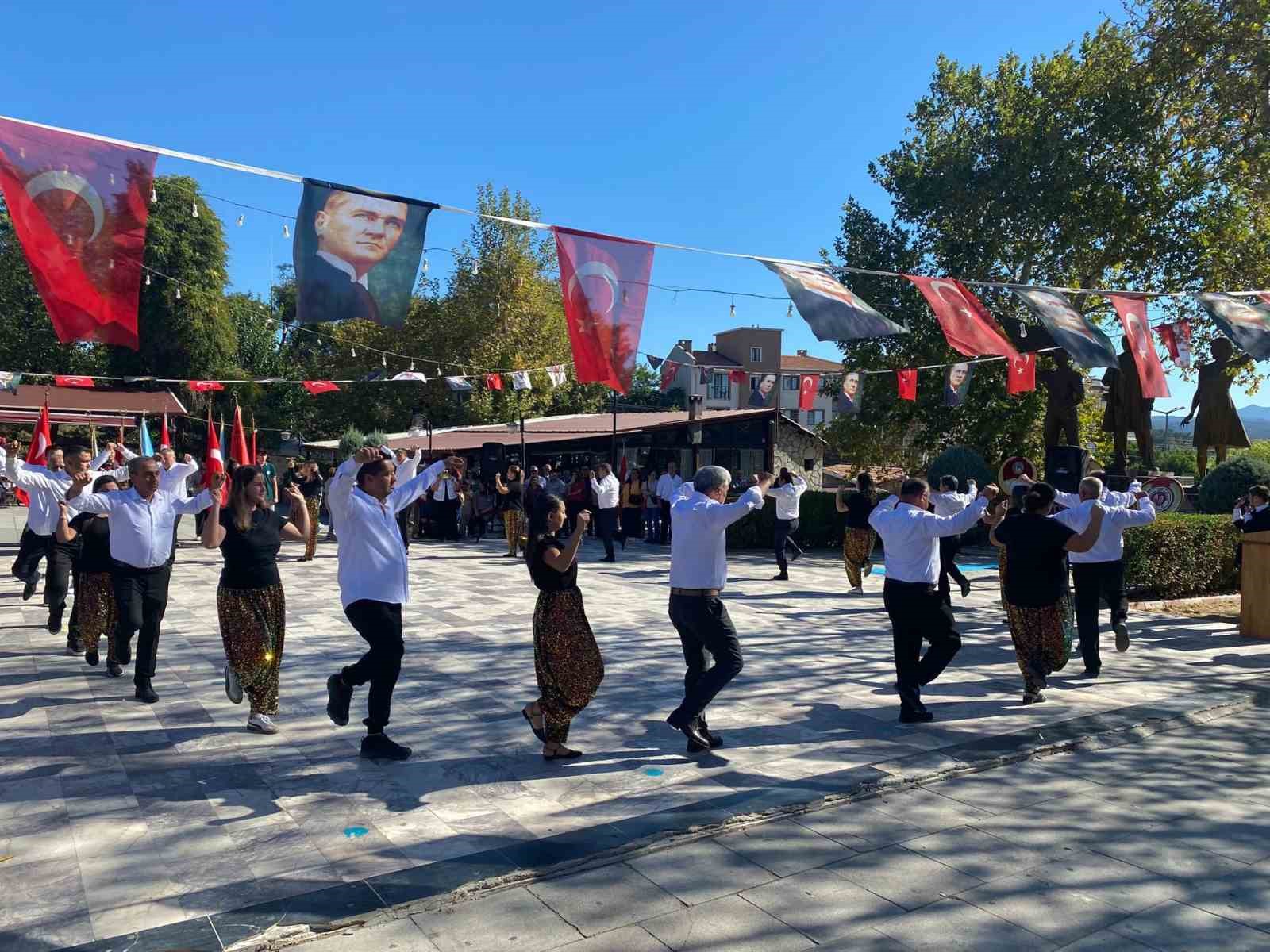 Ayvacık’ın kurtuluşu coşkuyla kutlandı