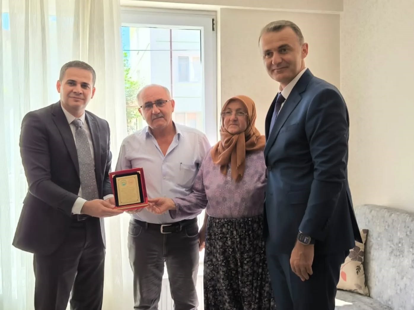 Beyşehir&rsquo;de &ouml;rnek &ccedil;iftlere plaket verildi
