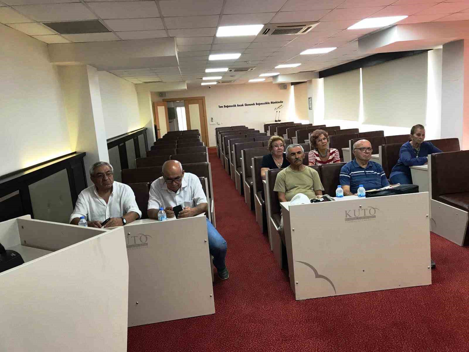 Kuşadası İlim Meclisi&rsquo;nde Fransız izleri ve kapit&uuml;lasyonlar konuşuldu
