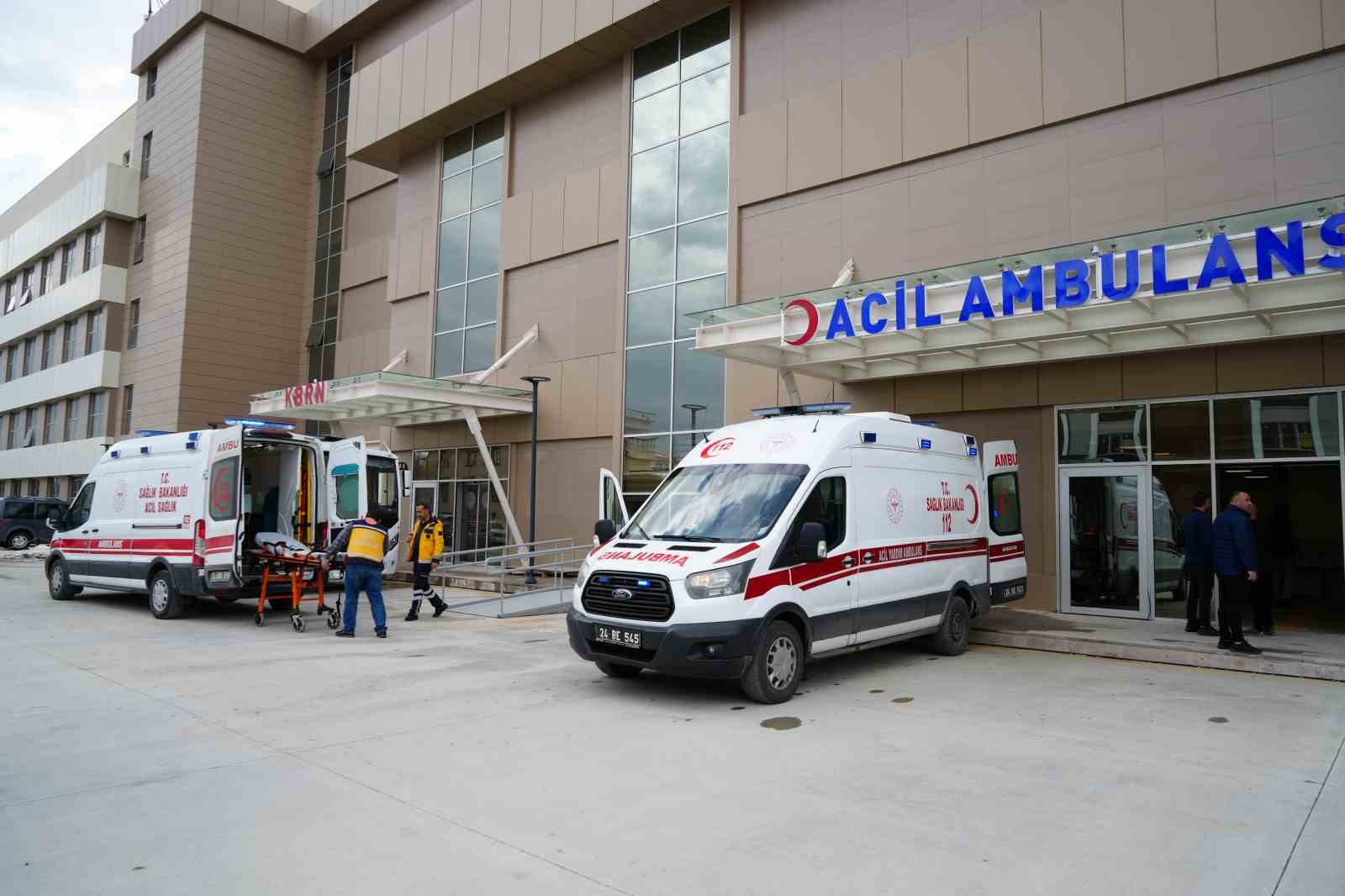 Erzincan’da trafik kazası: 2 yaralı