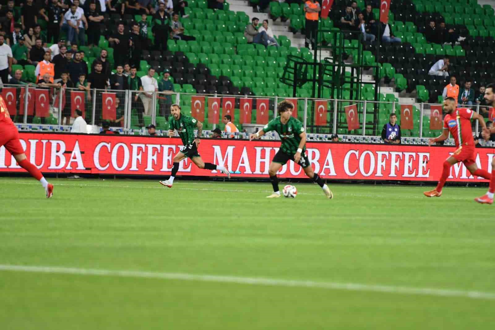 Trendyol 1. Lig: Sakaryaspor: 2 - Amed Sportif Faaliyetler: 1
