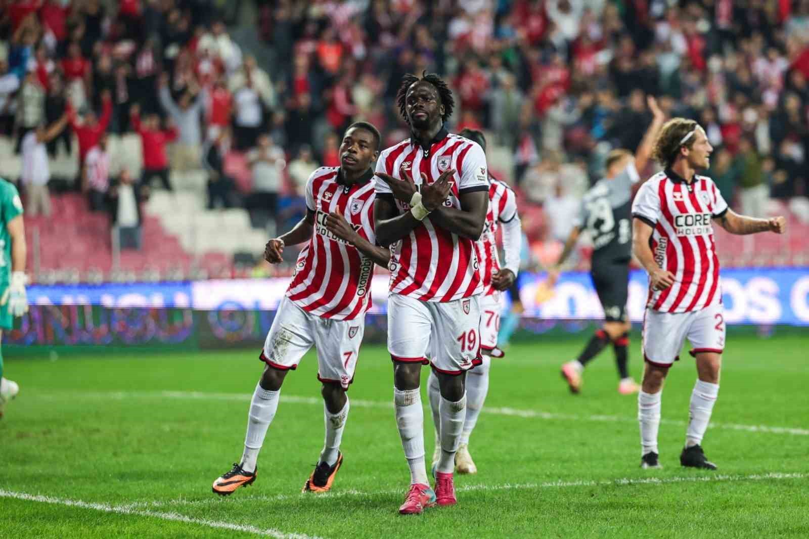 Trendyol Süper Lig: Samsunspor: 3 - Fatih Karagümrük: 2 (Maç sonucu)