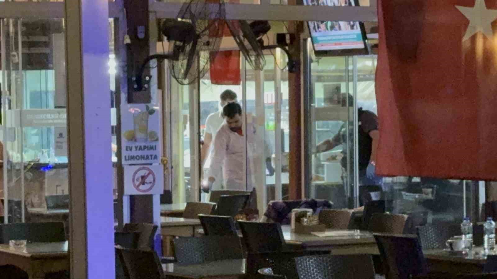 Bodrum&rsquo;da hesap kavgasında kafeyi kurşun yağmuruna tuttular
