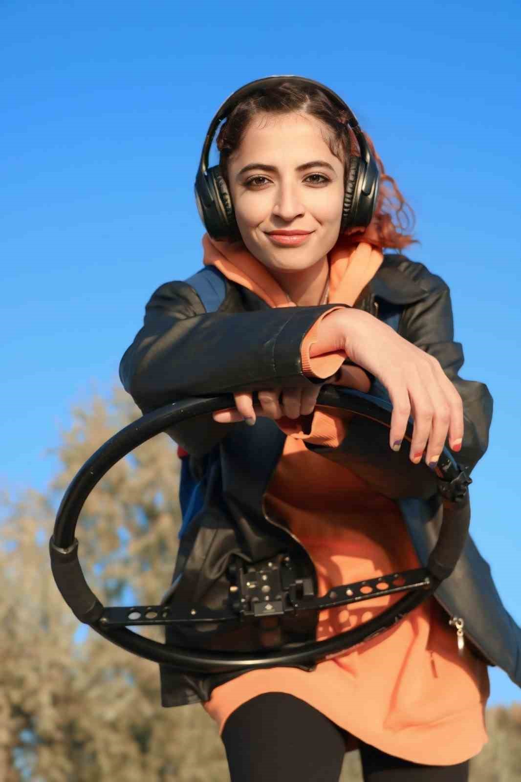 Van YY&Uuml;&rsquo;l&uuml; &ouml;ğrenciden senaryo başarısı
