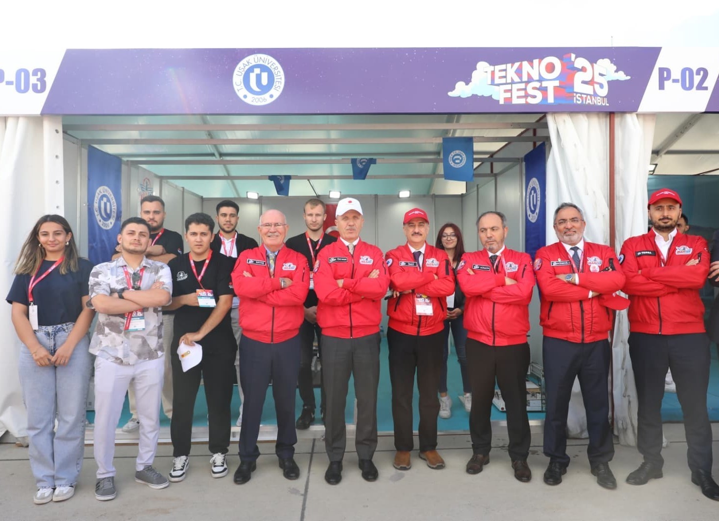 Uşak Üniversitesi, Türkiye’nin gururu TEKNOFEST 2025’te bilim ve teknoloji tutkunlarıyla buluştu