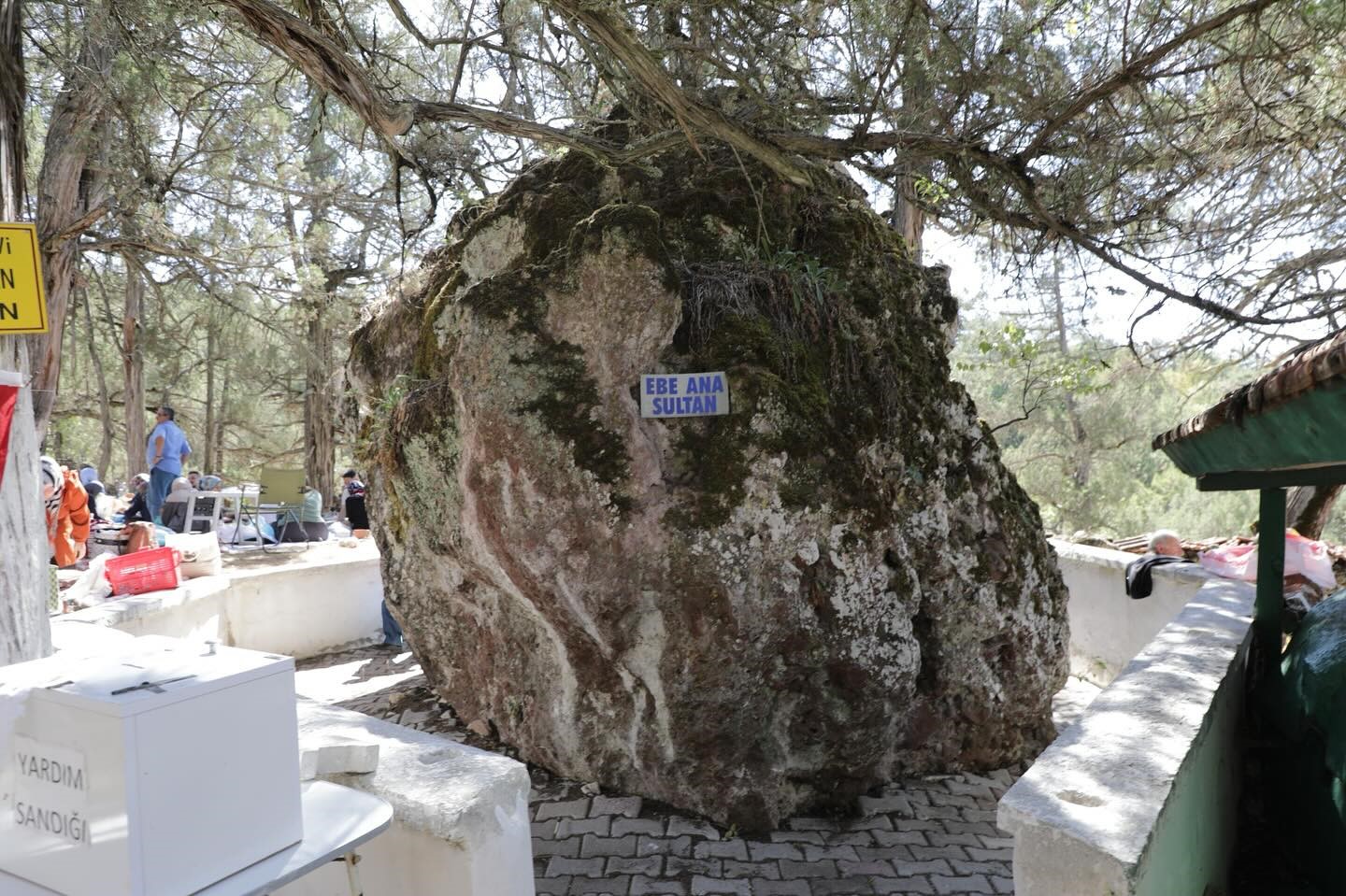 K&uuml;tahya&rsquo;da Ebe Ana Sultan dualarla anıldı
