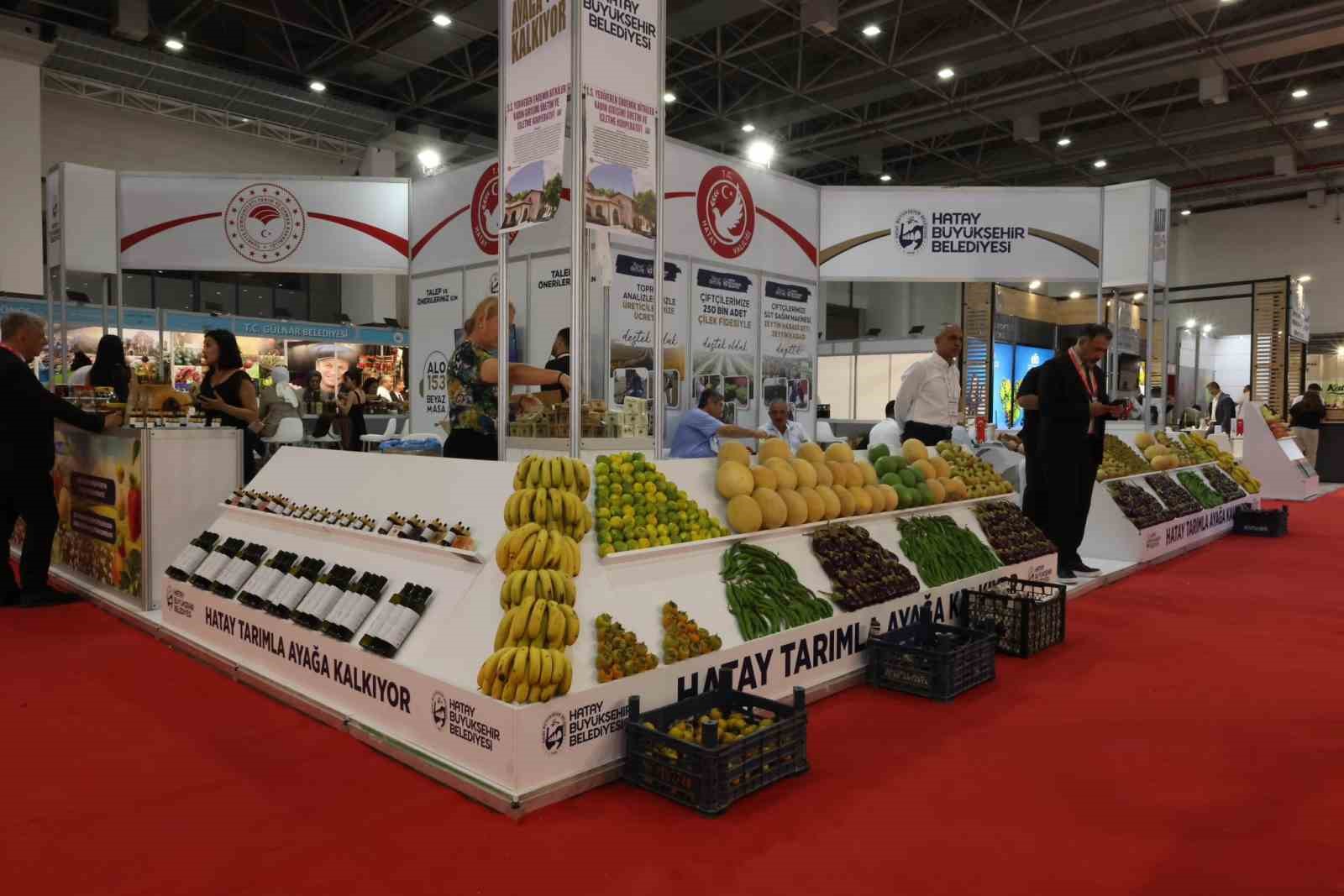 Depremzede kadınlara umut olan proje İzmir&rsquo;de yoğun ilgi g&ouml;rd&uuml;
