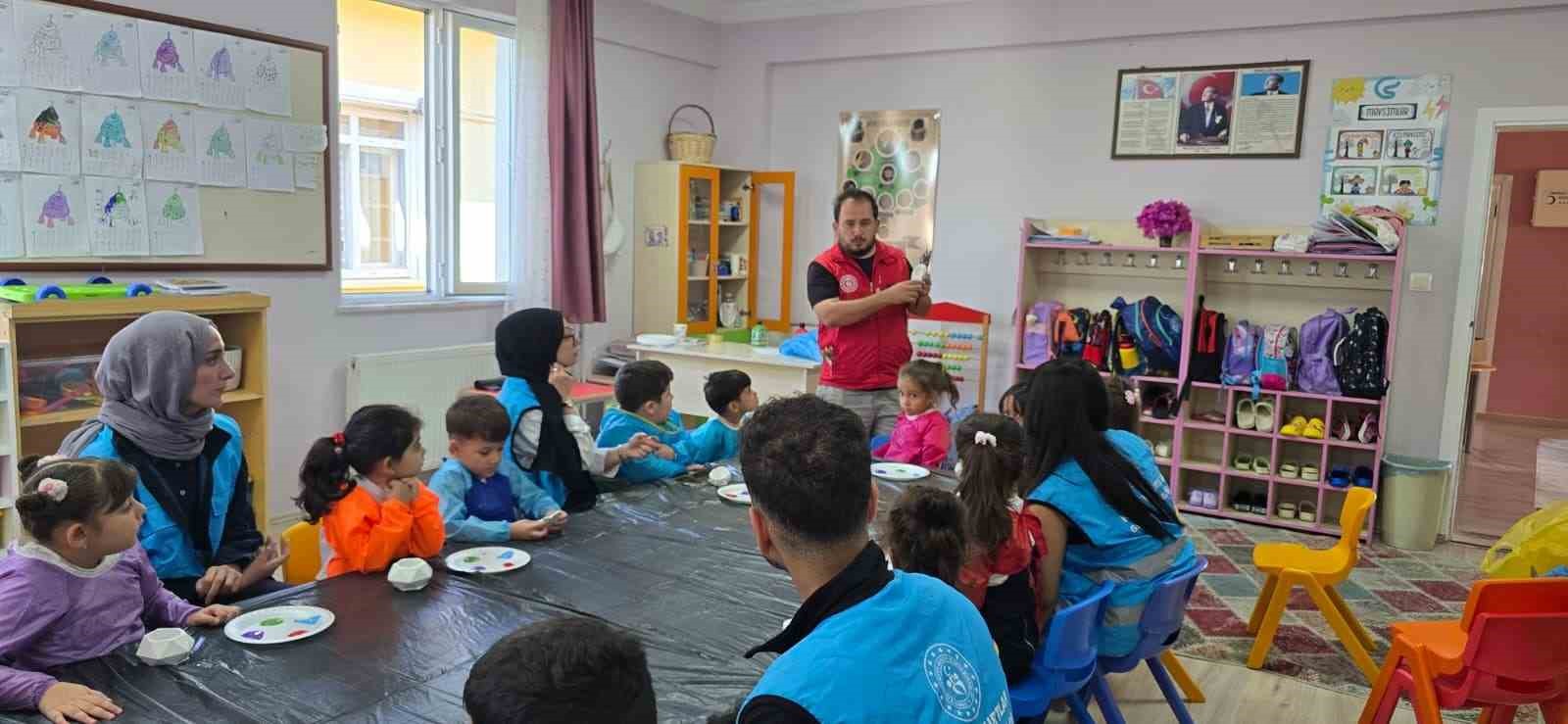 Gençlik Merkezi Gönüllüleri, Menteşe’de çocuklara unutulmaz bir gün yaşattı