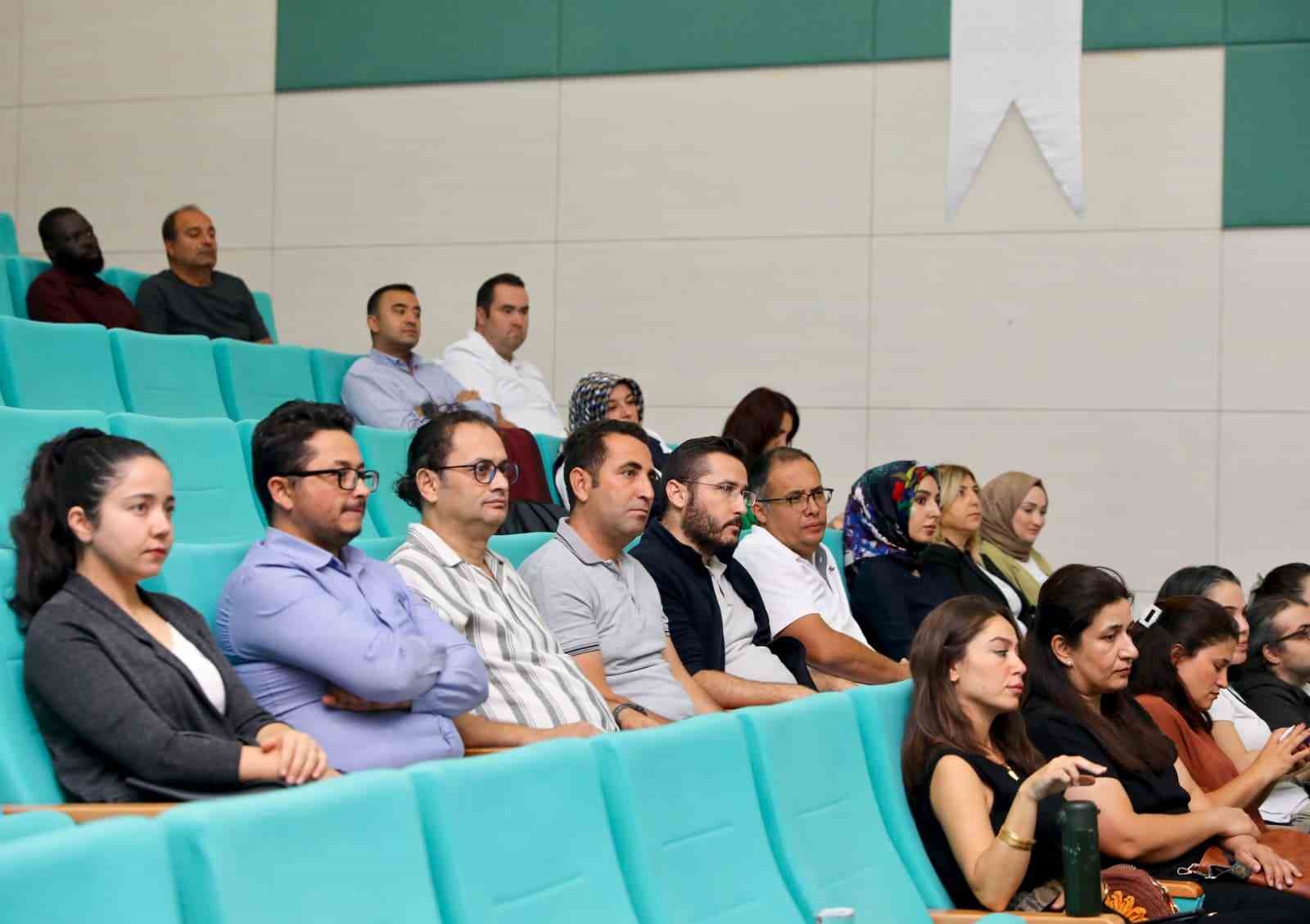 Dijital tarımın geleceği Niğde&rsquo;de masaya yatırıldı
