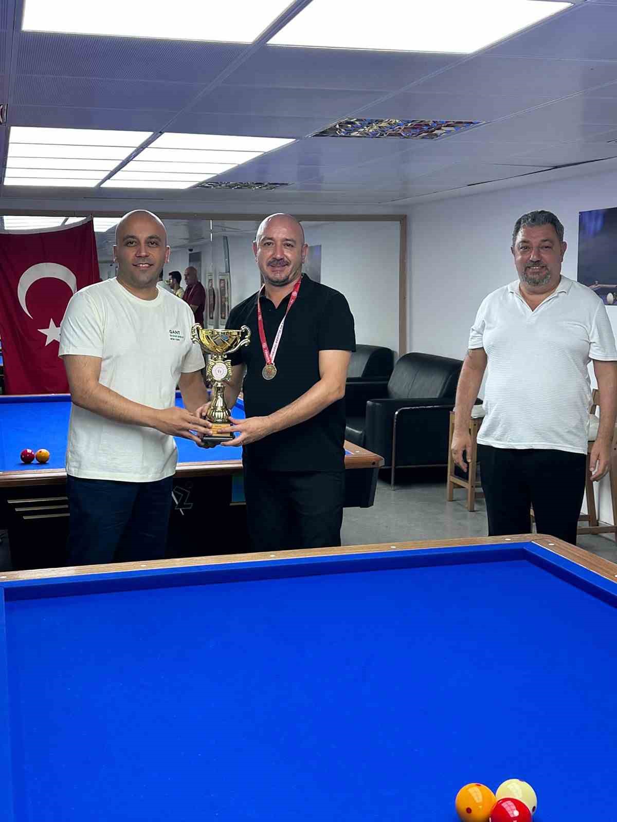 Bilardo Muğla il birinciliği şampiyonası nefes kesti