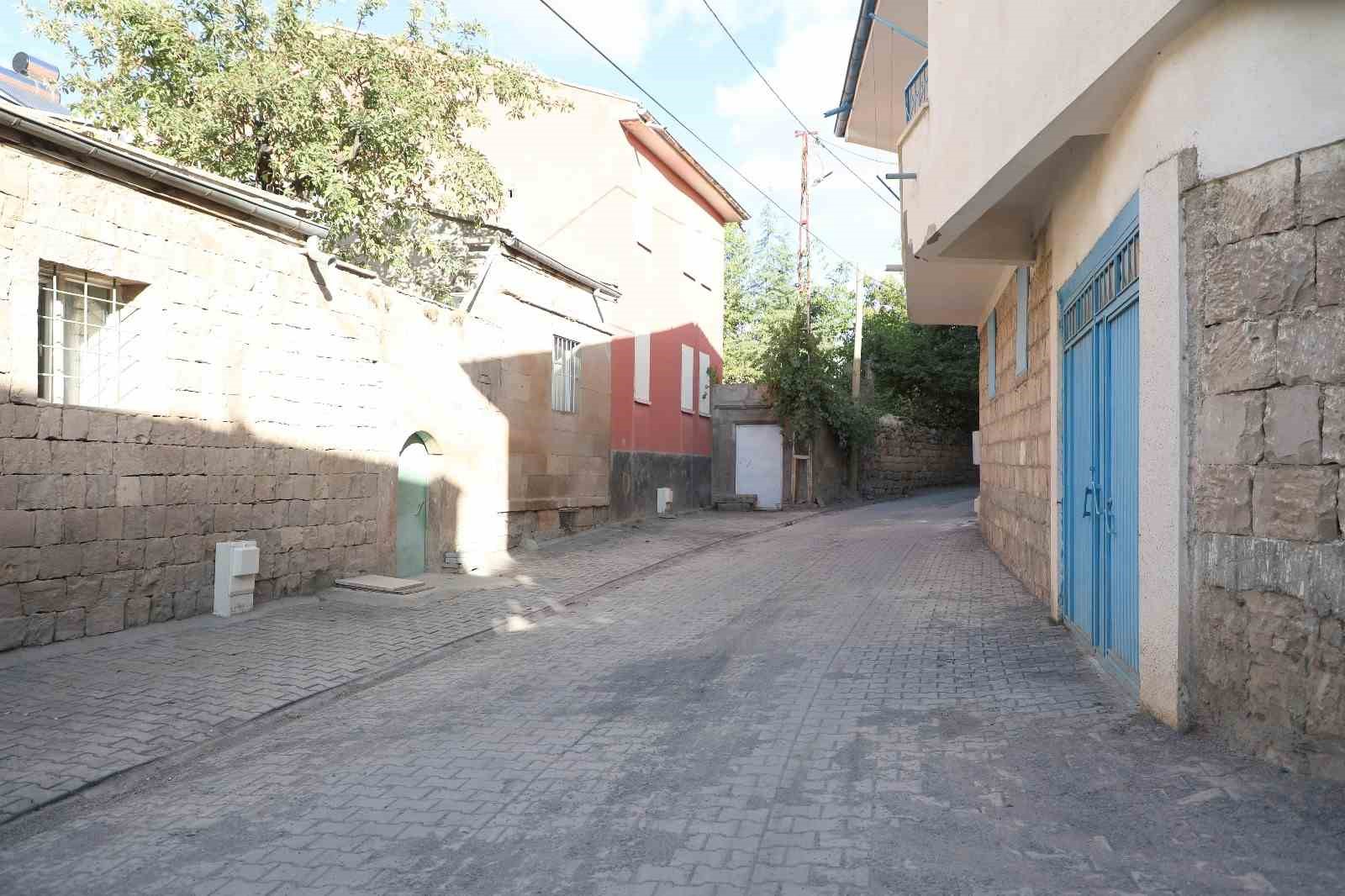 Subaşı Mahallesi’nde hummalı çalışmalar devam ediyor