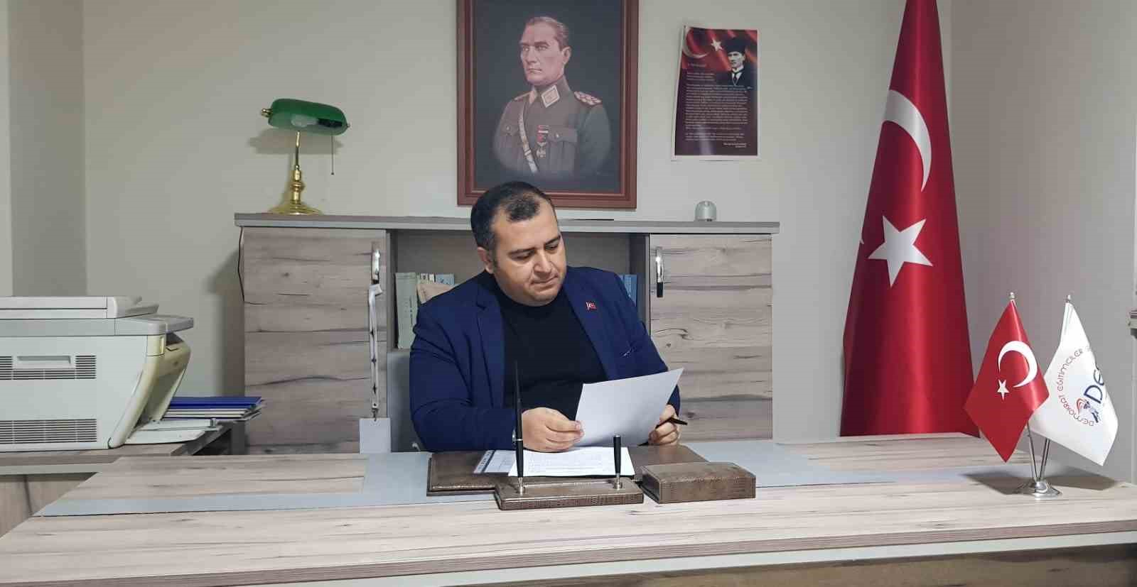 Güleç; "Atama bekleyen öğretmen sorunu plansızlığın eseridir"