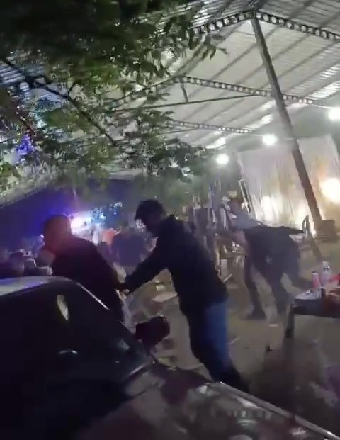 Nişan eğlencesinde sandalyeler havada uçuştu: 6 yaralı
