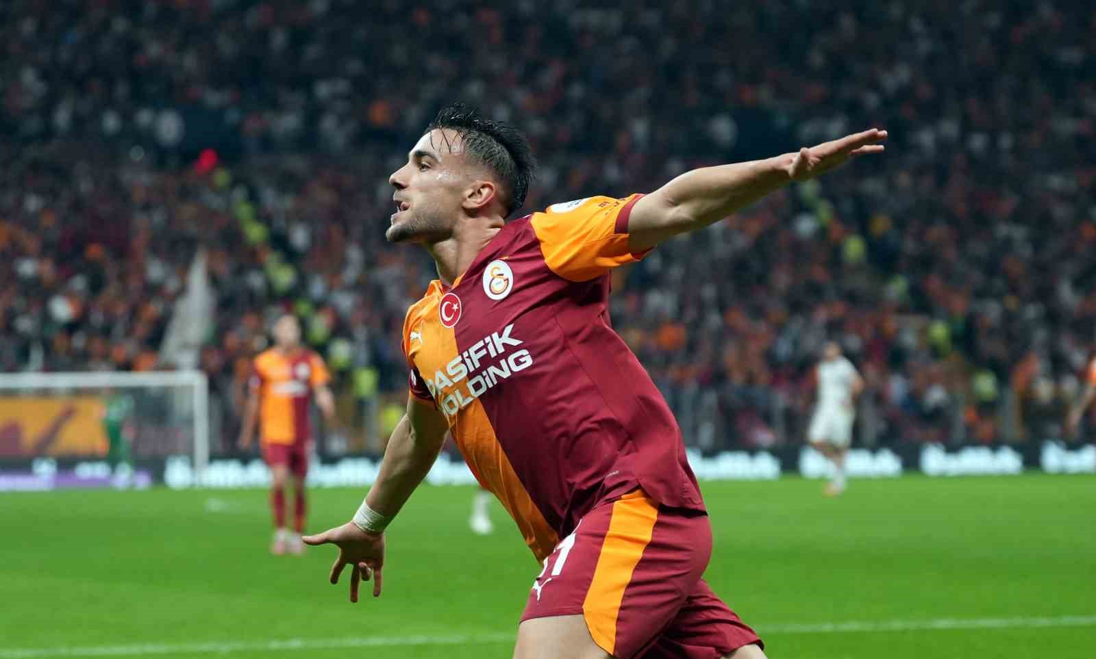 Yunus Akgün’den bu sezonki 3. gol
