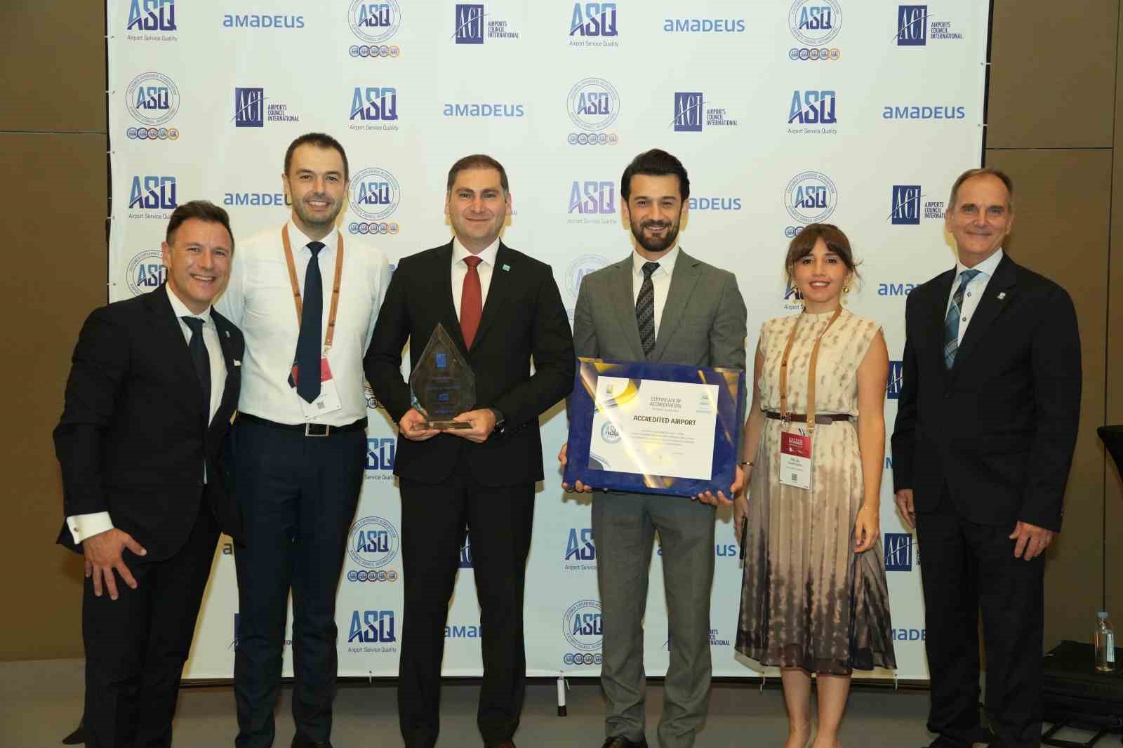 Uluslararası Havalimanları Konseyi&rsquo;nden İstanbul Havalimanı&rsquo;na 3 &ouml;d&uuml;l birden
