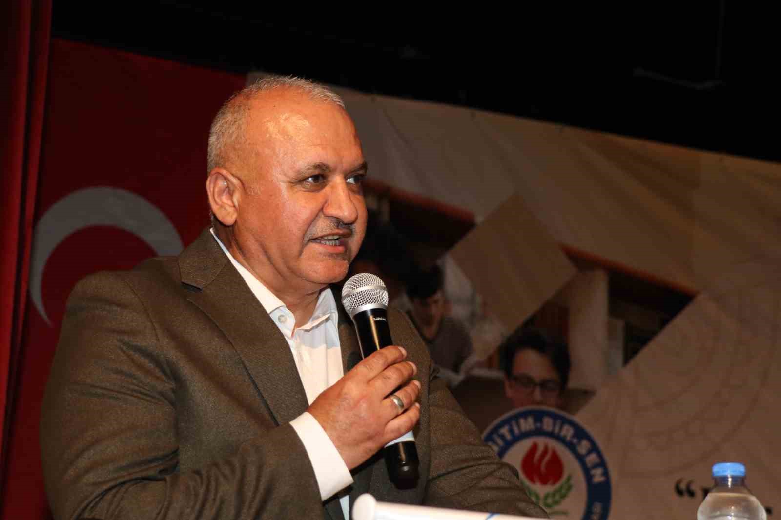 Eğitim-Bir-Sen&rsquo;den okul, &uuml;niversite ve yurt kantinlerinde boykot &ccedil;ağrısı
