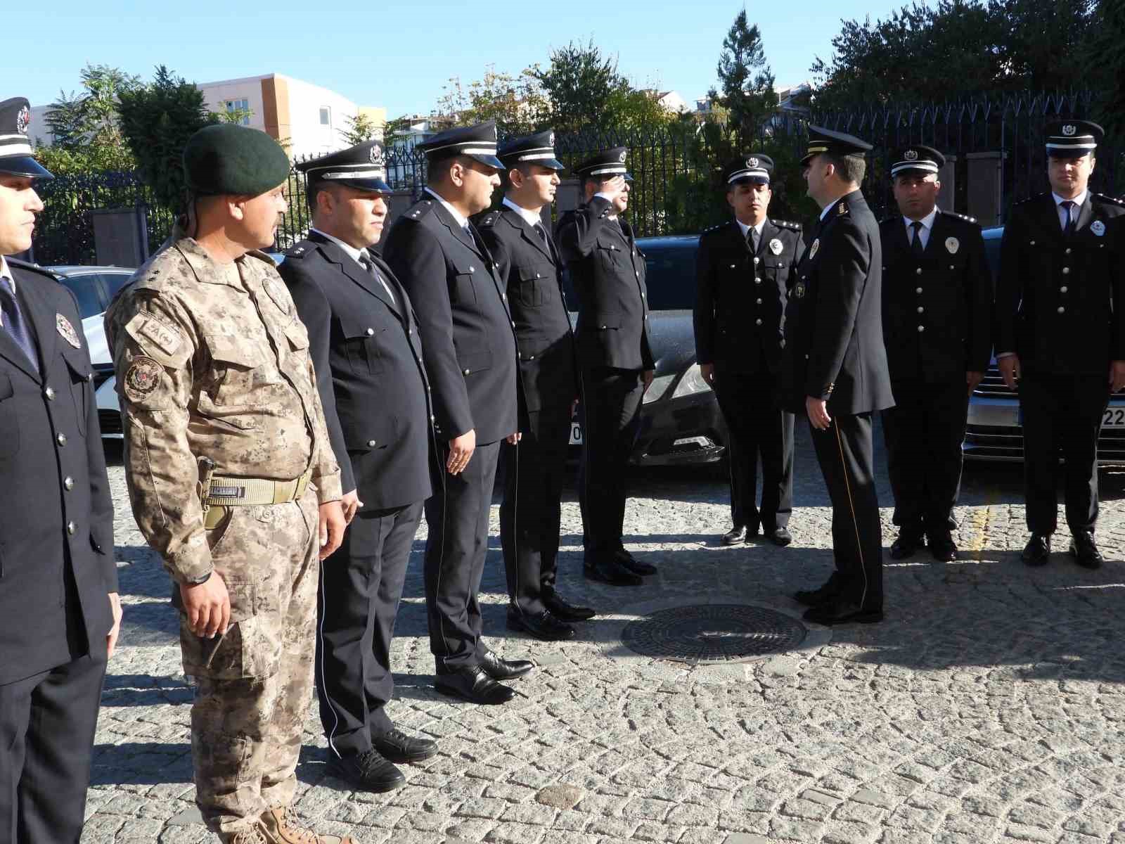 Edirne&rsquo;nin yeni Emniyet M&uuml;d&uuml;r&uuml; Ayhan g&ouml;reve başladı
