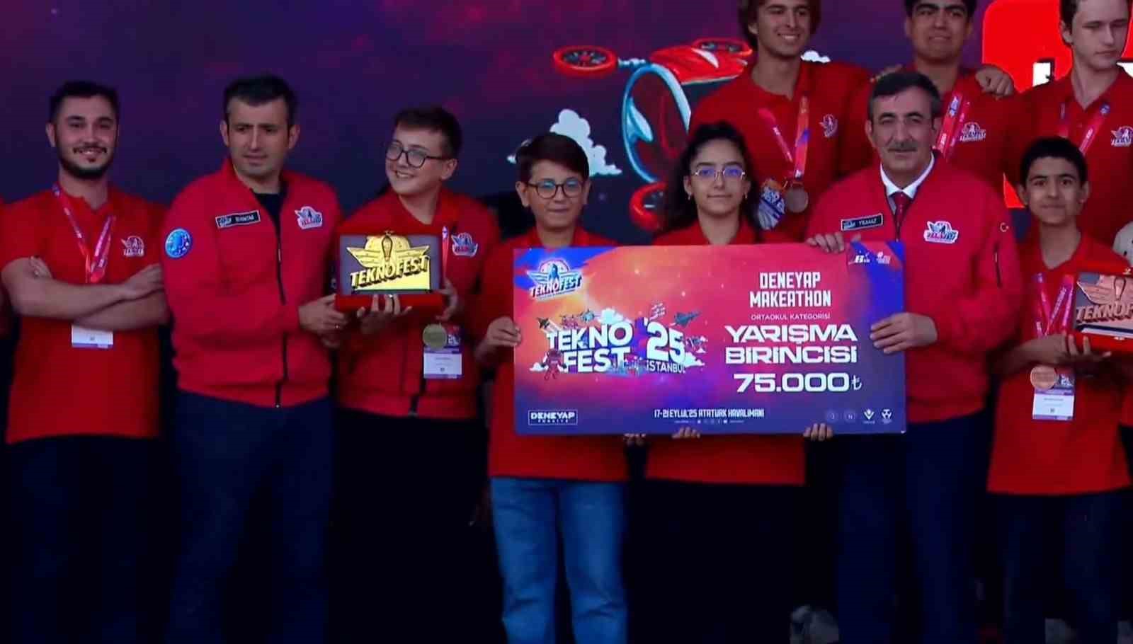 Bilim Yunusemre öğrencileri TEKNOFEST’te birinci oldu