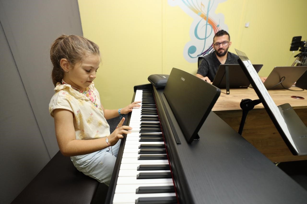 Başiskele&rsquo;deki M&uuml;zik Okulları&rsquo;nda yetenek sınavı heyecanı
