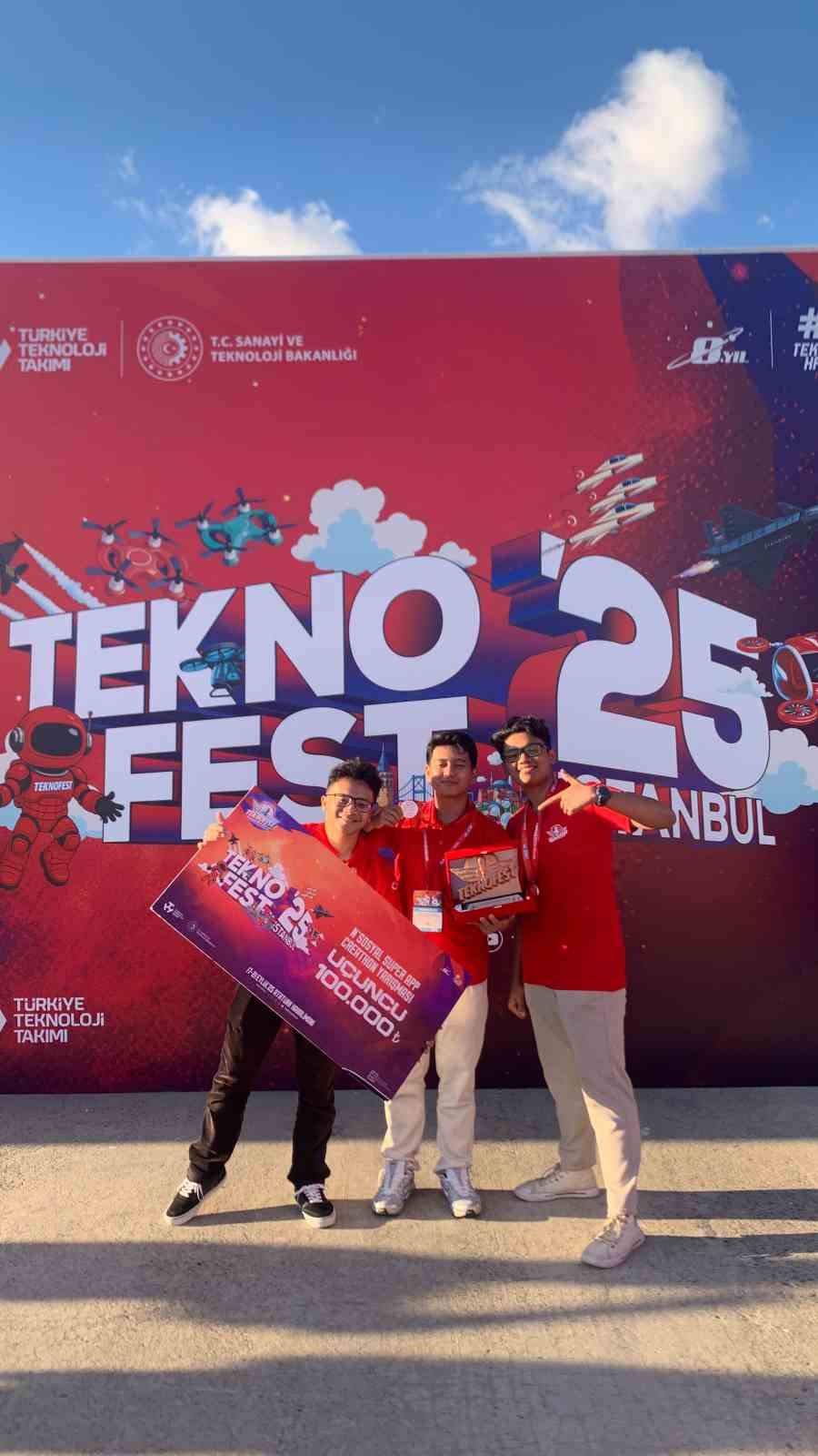 BARÜ’den TEKNOFEST İstanbul’da önemli başarı