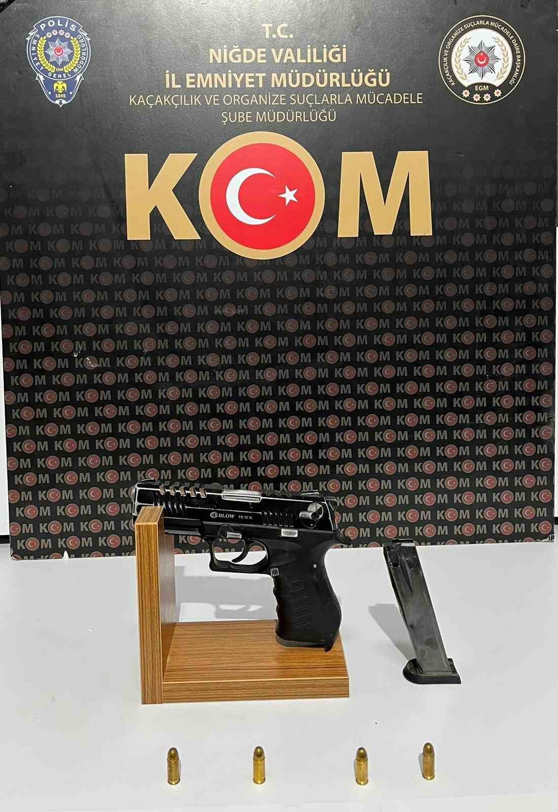 Niğde’de kaçakçılık operasyonu: 4 şüpheli yakalandı