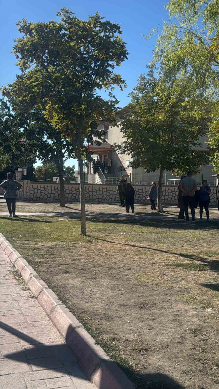 Çocukların kız arkadaş kavgası cinayetle bitti