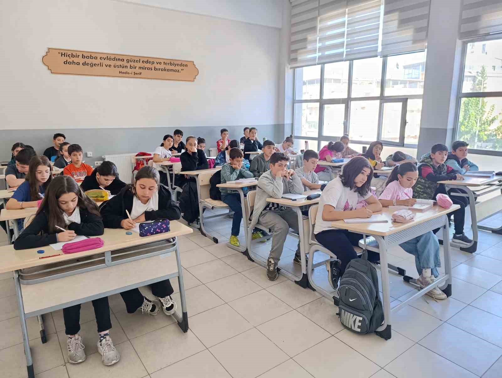 Malatya Büyükşehir’den öğrencilere ücretsiz destek kursu